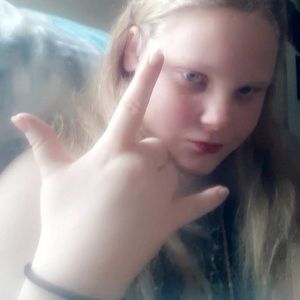 Meet your Posher, Brianna